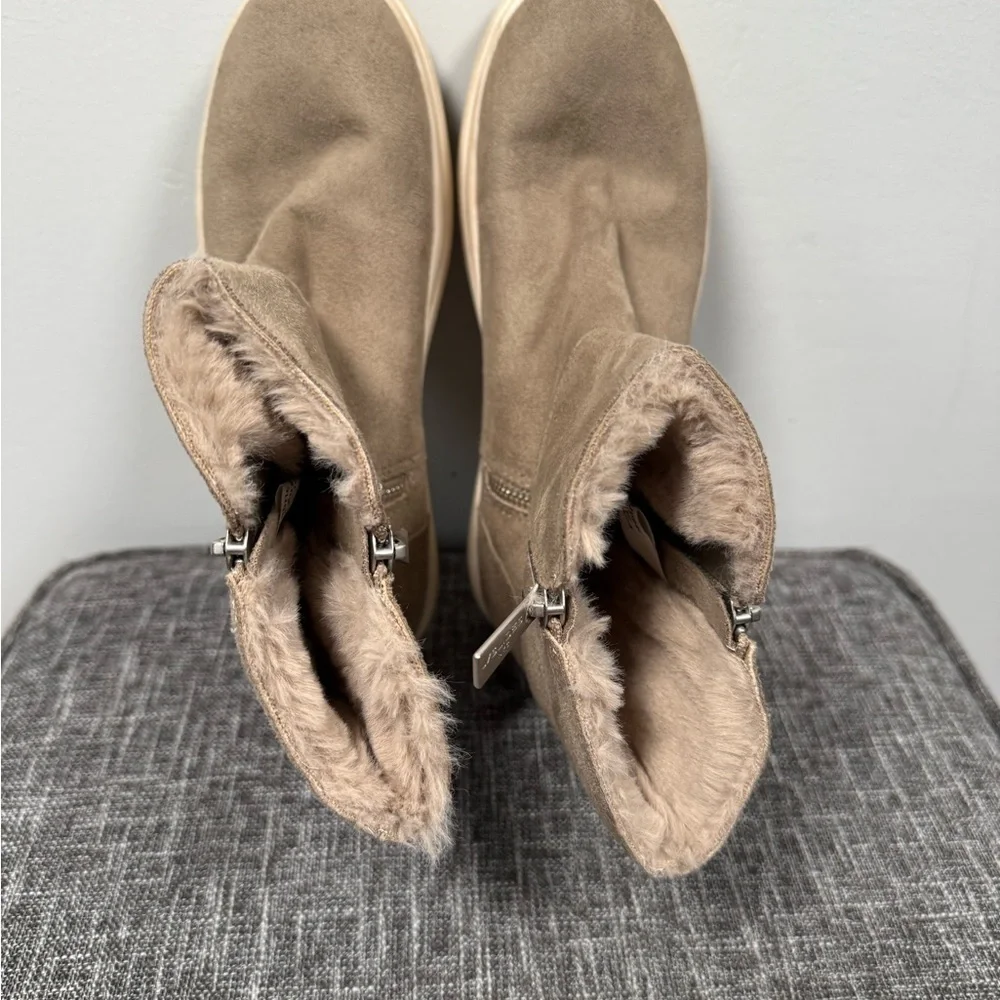 J/Slides Tristan faux fur-lined waterproof suede sneaker boot, Size 7.5